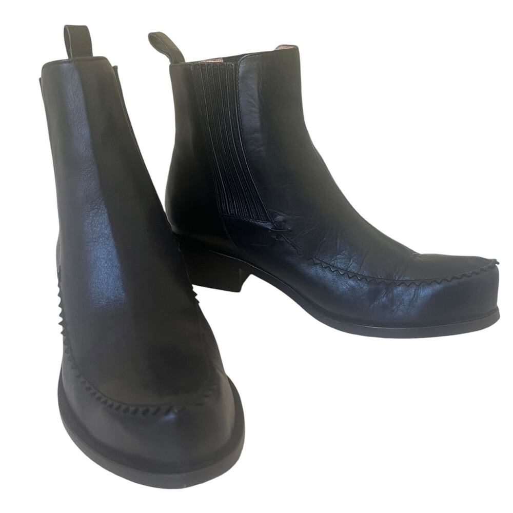 Robert Clergerie Pull On Leather Chelsea Boots Low Heel Size 6.5